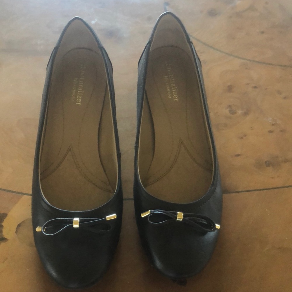 Naturalized shoes